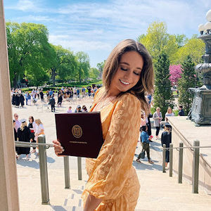 Meet your Posher, Savannah